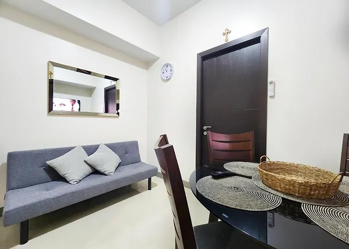 Modern 1 Bedroom In Park Mckinley West With Breathtaking View Fast Internet Apartment