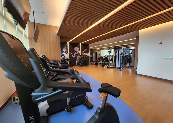 Apartment Modern 1 Bedroom In Park Mckinley West With Breathtaking View Fast Internet *